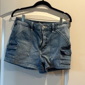 Hollister Cargo Shorts, size 7/6